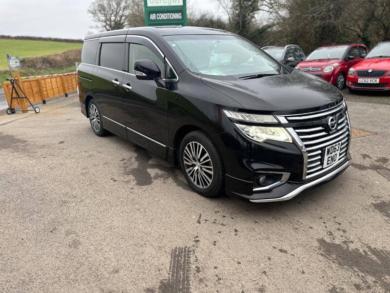 NISSAN ELGRAND