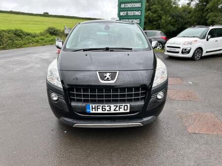 PEUGEOT 3008 1.6 HDi Allure