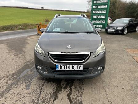 PEUGEOT 2008 1.2 VTi Active